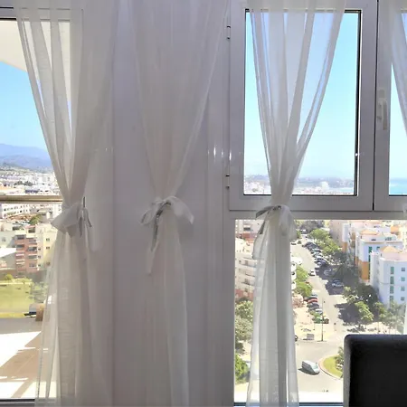 Port Penthouse Marcela 아파트 에스테포나